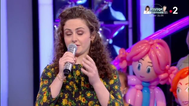 FEMME ACTUELLE - “N'oubliez pas les paroles” : Nagui très surpris par la Maestro qui craint d’être “reniée” à cause d’une chanson