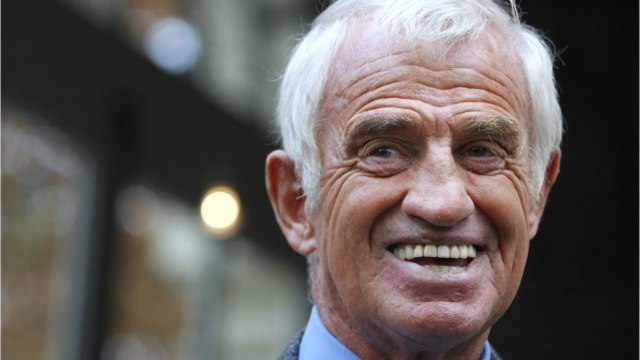 FEMME ACTUELLE - Mort de Jean-Paul Belmondo : sa fille Florence dévoile un rare cliché avec ses petits-enfants