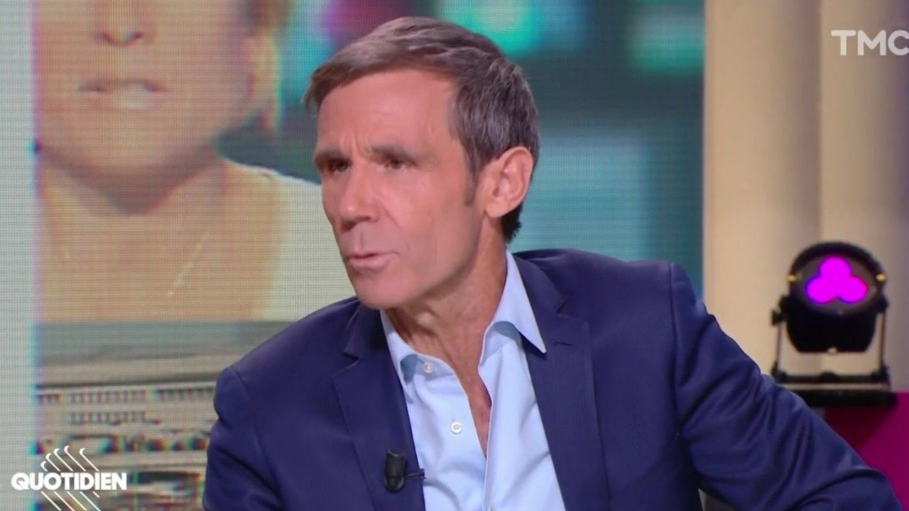 FEMME ACTUELLE - “C’était débile” : les gros regrets de David Pujadas sur le 11 septembre