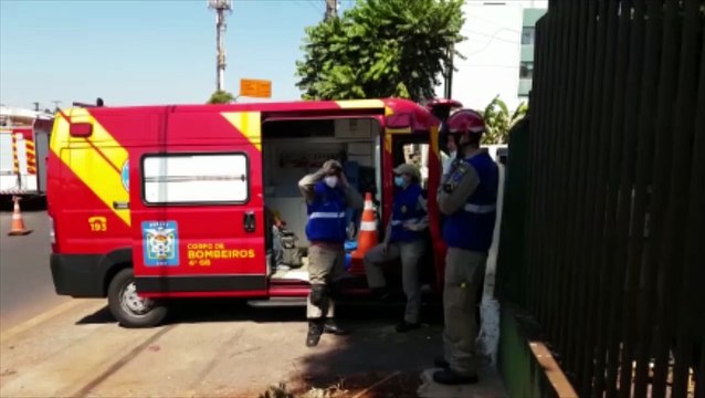 Trevo Cataratas deve ficar congestionado por algumas horas após tombamento de carreta