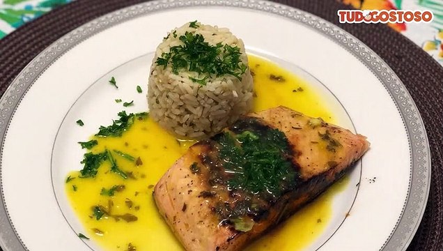Salmão ao molho de laranja
