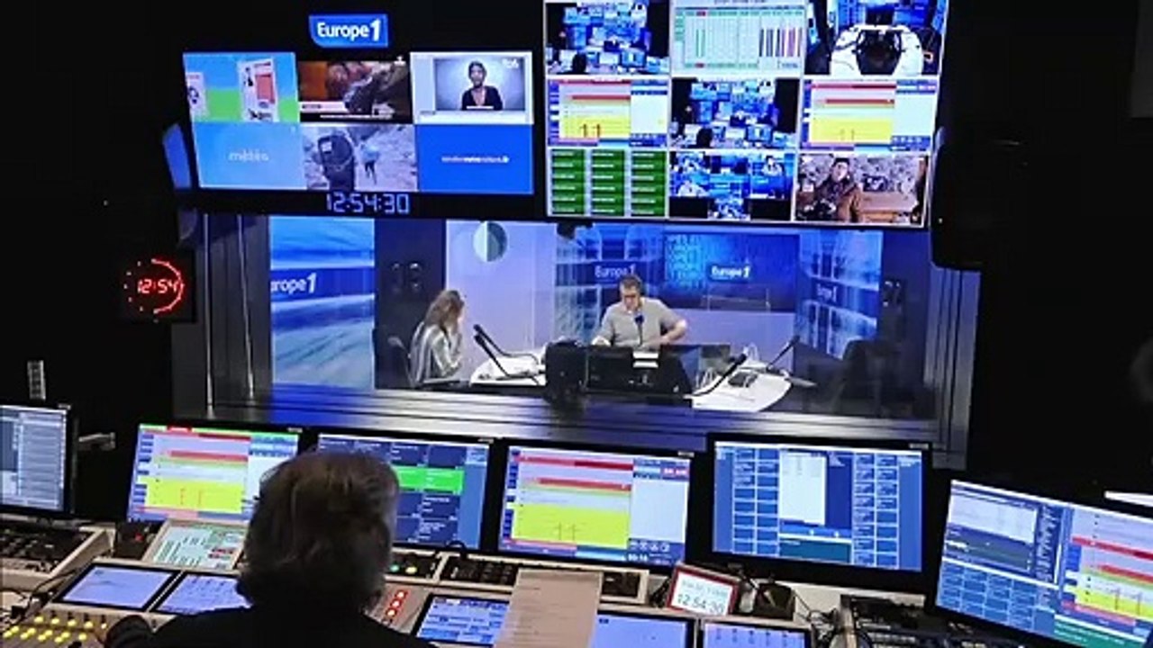 ulien Doré, Jarry, Hoshi candidats à la présidentielle... pour pouvoir monter sur scène