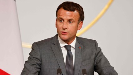 FEMME ACTUELLE - Emmanuel Macron : après son t-shirt, son polo moqué à son tour sur les réseaux sociaux