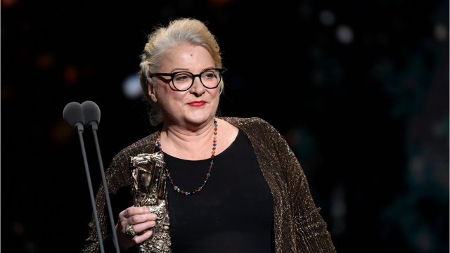 FEMME ACTUELLE - Josiane Balasko : sa drôle de révélation sur une scène de nu d'Alain Chabat