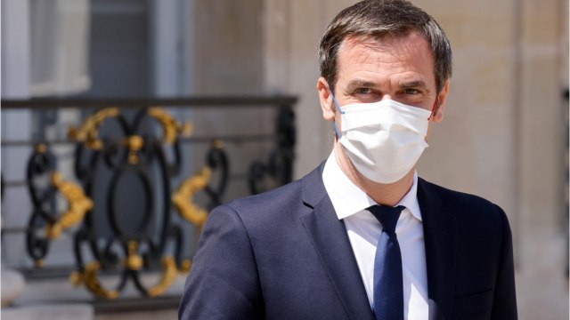 FEMME ACTUELLE - Covid-19 : ces nouvelles mesures qui pourraient impacter les vacances au mois d'août