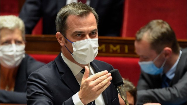 FEMME ACTUELLE - Covid-19 : quand Olivier Véran s'opposait à l'extension du pass sanitaire dans les restaurants