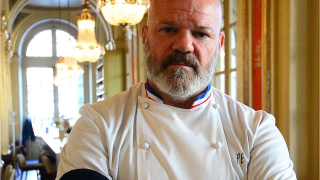 FEMME ACTUELLE - Philippe Etchebest : son coup de gueule cinglant contre le pass sanitaire