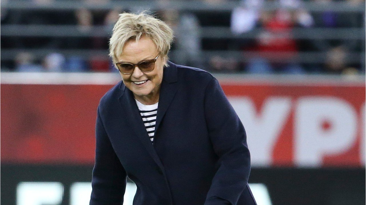 FEMME ACTUELLE - "Qui craquera en premier ?" Muriel Robin et sa femme Anne Le Nen dépassées par un nouveau membre de leur famille