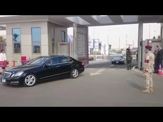 لحظة مغادرة وزراء دفاع الدول المشاركين في إيديكس وسط تشديدات أمنية