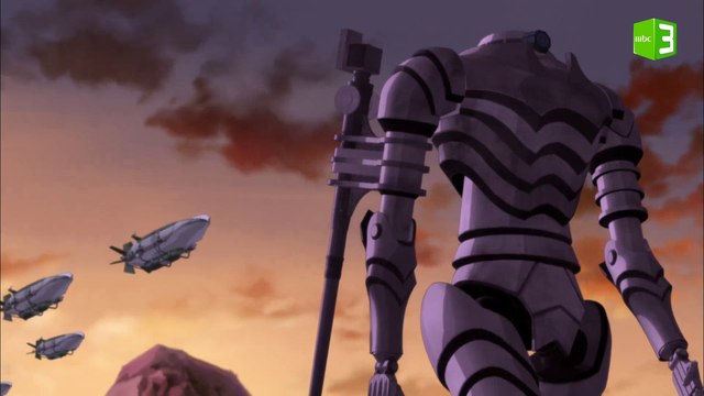 كوفيرا تهاجم كورا من على الناقل الآلي العملاق