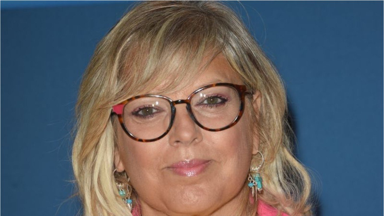 FEMME ACTUELLE - “Tout le monde veut prendre sa place” : Laurence Boccolini prend une pause après ses premiers tournages