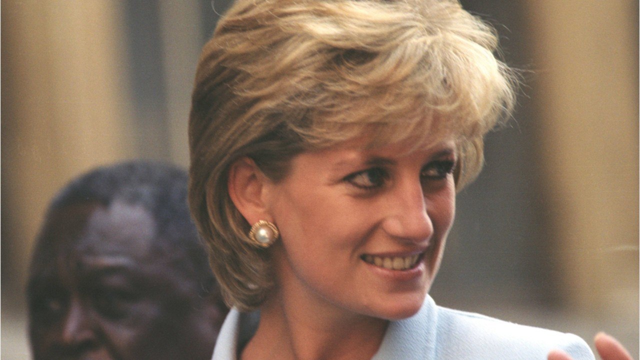 FEMME ACTUELLE - Lady Diana : pourquoi le prêtre qui l'a veillée après sa mort a été "choqué"