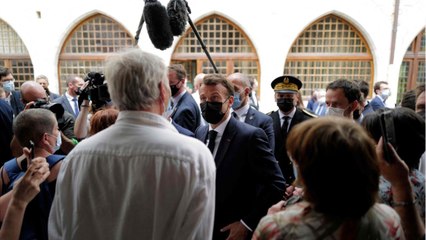 FEMME ACTUELLE - "Vous êtes gonflé !" : Emmanuel Macron, son échange musclé avec un homme qui critique son bilan