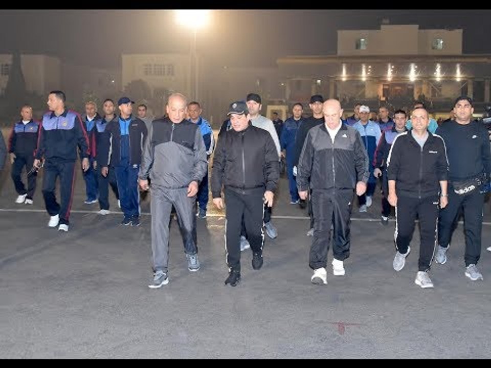 الرئيس السيسي يزور الكلية الحربية فجرًا.. ويلتقي طلابها