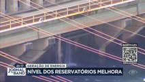 As chuvas de dezembro melhoraram a situação dos reservatórios das hidrelétricas. Mas, enquanto chove em boa parte do país, a região Sul sofre com a estiagem.