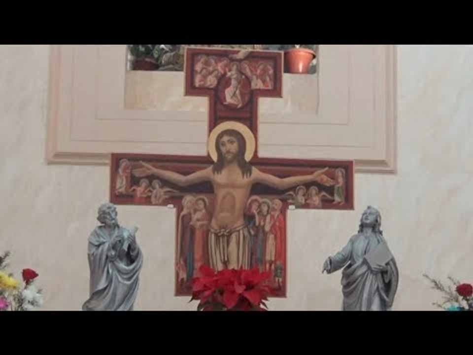 قيادات السويس تهنئ أقباط الكنيسة اللاتينية بعيد الميلاد