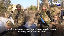 Ukraine trains civilians to defend against Russian invasion