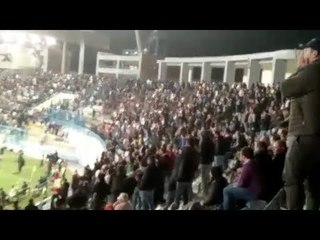 الزملكاوية يساندون فريقهم قبل انتهاء المباراة مع بيراميدز: يا رب