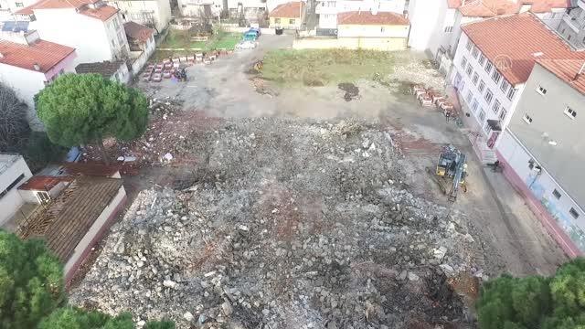 Kula'da deprem yönetmeliğine uymayan okul binaları yenileniyor