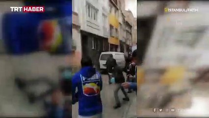 Fatih'te apartmanın teras katında yangın