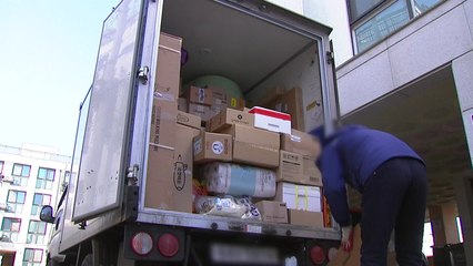 비대면 늘며 물류산업 호황...항공운수업은 매출 반 토막 / YTN