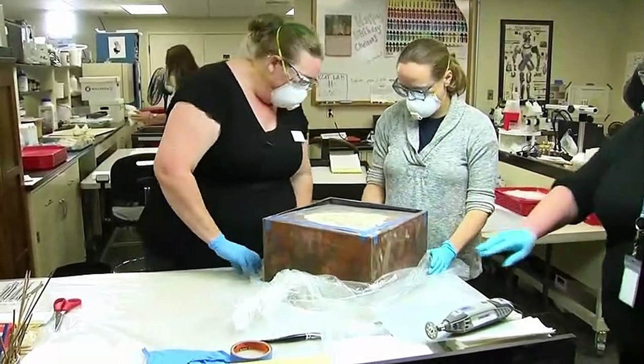 Blick in die Vergangenheit: Öffnung einer Zeitkapsel in Virginia