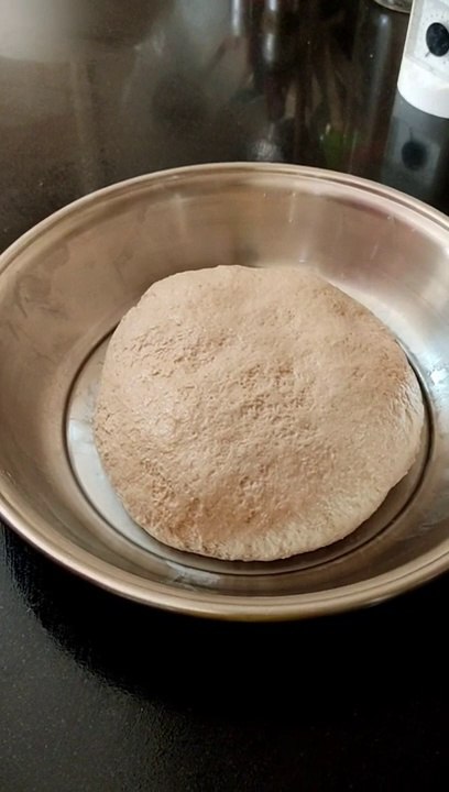 how to knead flour roti | Atta gundna ka easy tarika| JUST KNEAD TWO TIMES AND DOUGH WILL BE READY