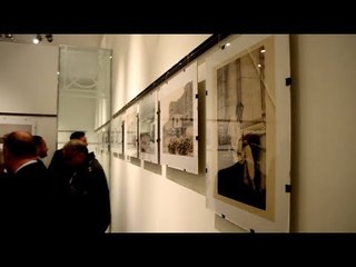 السفير الأسترالي يتحدث بالعربية خلال معرض "مصر في عيون الأستراليين"