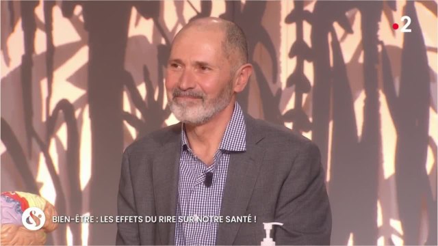 FEMME ACTUELLE - Chantal Ladesou : ce fou rire nerveux qui l'a mise mal à l'aise après la mort de son père