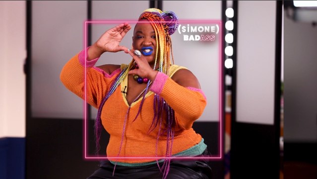 SIMONE : La femme badass selon Rébecca Chaillon, artiste performeuse et Alexandra Recchia, championne du monde de karaté et avocate