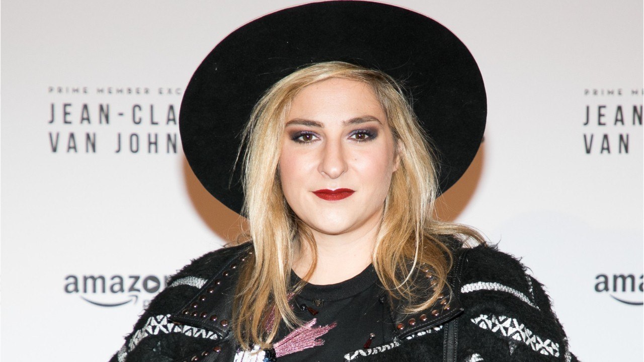 FEMME ACTUELLE - Coline Berry accuse Richard Berry d'inceste : Marilou Berry réagit aux "fausses accusations"