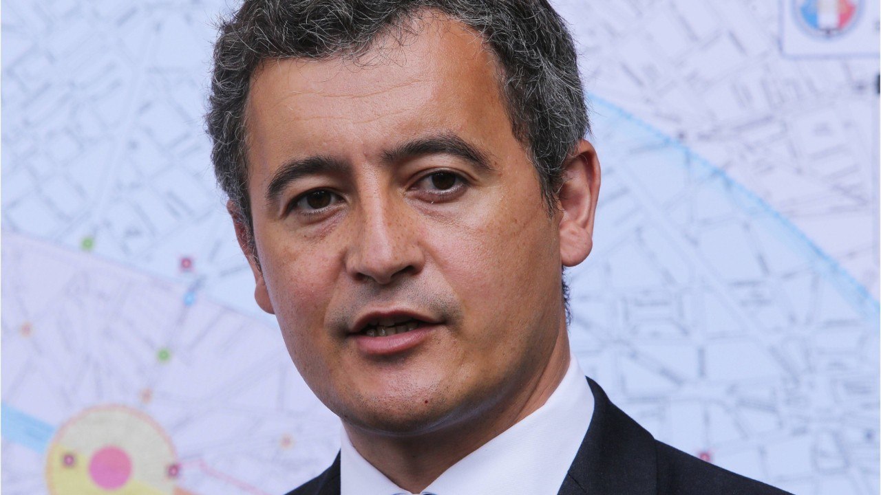 FEMME ACTUELLE - Covid-19 : Gérald Darmanin appelle à la verbalisation des rassemblements extérieurs de plus de six personnes