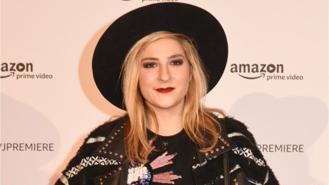 FEMME ACTUELLE - Affaire Richard Berry : Marilou Berry répond à ceux qui critiquent sa prise de position en faveur de sa cousine Coline