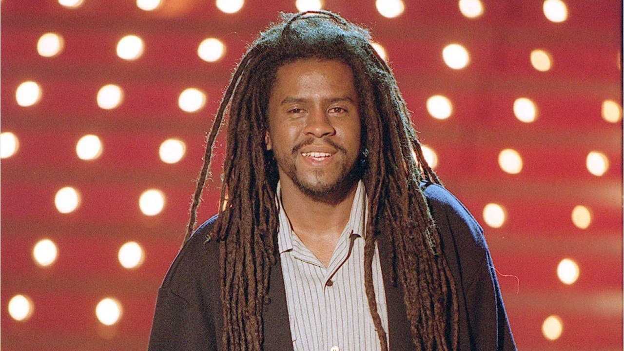 FEMME ACTUELLE - Obsèques de Tonton David : sa famille et ses amis chanteurs réunis pour lui rendre un dernier hommage