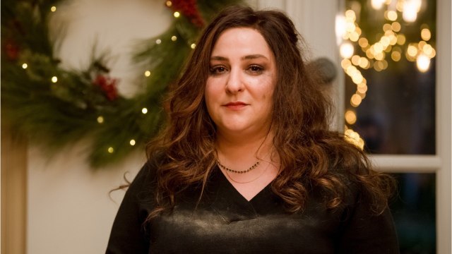 FEMME ACTUELLE - “Points de suture, perte du tympan…” : Marilou Berry dénonce les violences commises par Richard Berry sur la mère de Coline, Catherine Hiegel