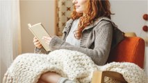 FEMME ACTUELLE - Vacances d'hiver: ces 5 romans (à lire absolument) qui vont vous faire vibrer