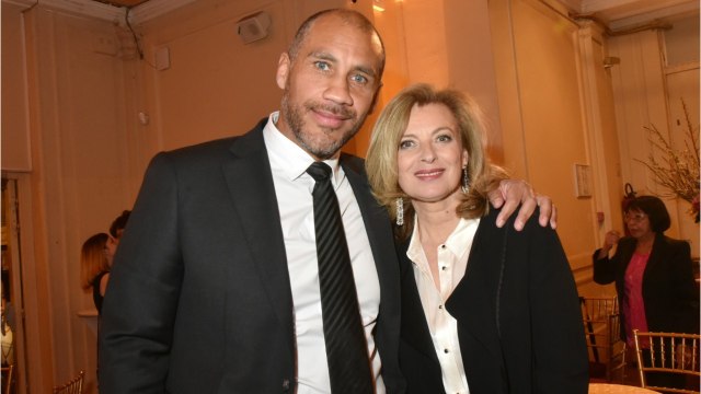 FEMME ACTUELLE - Valérie Trierweiler : ce clin d'œil cynique à François Hollande pour fêter ses trois ans d'amour avec Romain Magellan