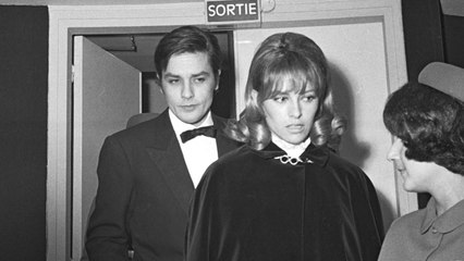 FEMME ACTUELLE - Nathalie Delon “humiliée” par son mari Alain sur un tournage de film