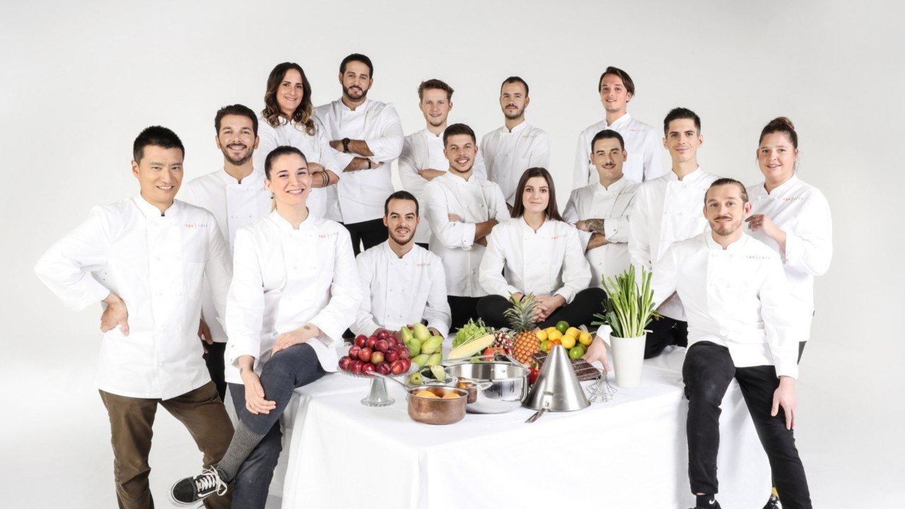 FEMME ACTUELLE - "Top Chef" 2021 : découvrez les portraits des 15 candidats, 11 hommes et 4 femmes, de la saison 12