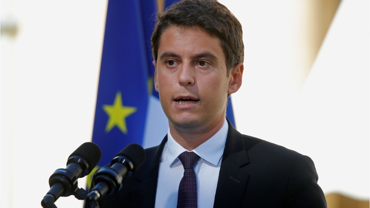 FEMME ACTUELLE - Reconfinement : Gabriel Attal rassure les Français, les internautes se déchaînent