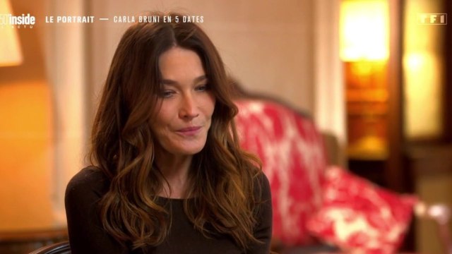 FEMME ACTUELLE - Carla Bruni : ses confidences troublantes sur les prédateurs qu'elle a croisé en étant mannequin