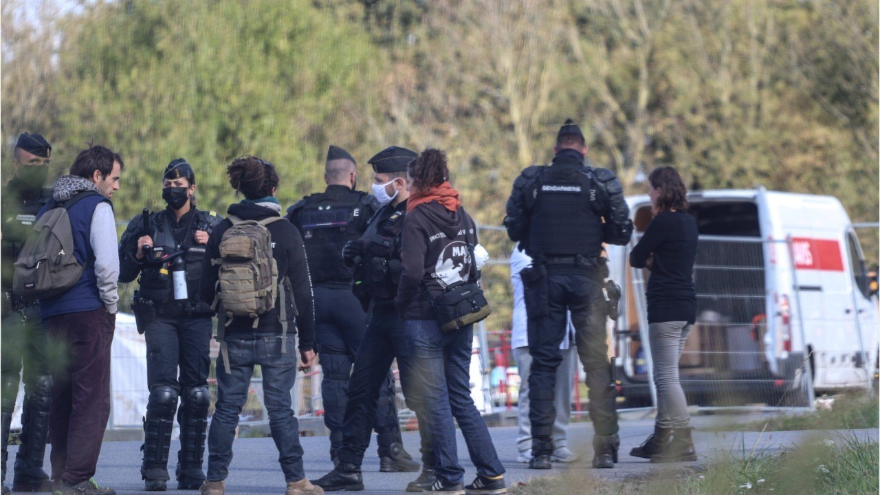 FEMME ACTUELLE - Puy-de-Dôme : qui étaient les 3 gendarmes tués et que s’est-il vraiment passé ?