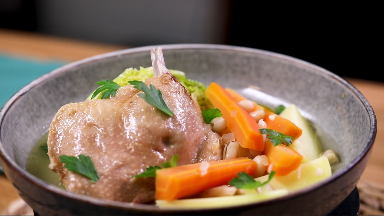 Recette De La Garbure Du Nord Garbure comme dans les Landes facile : découvrez les recettes de cuisine de  Femme Actuelle Le MAG