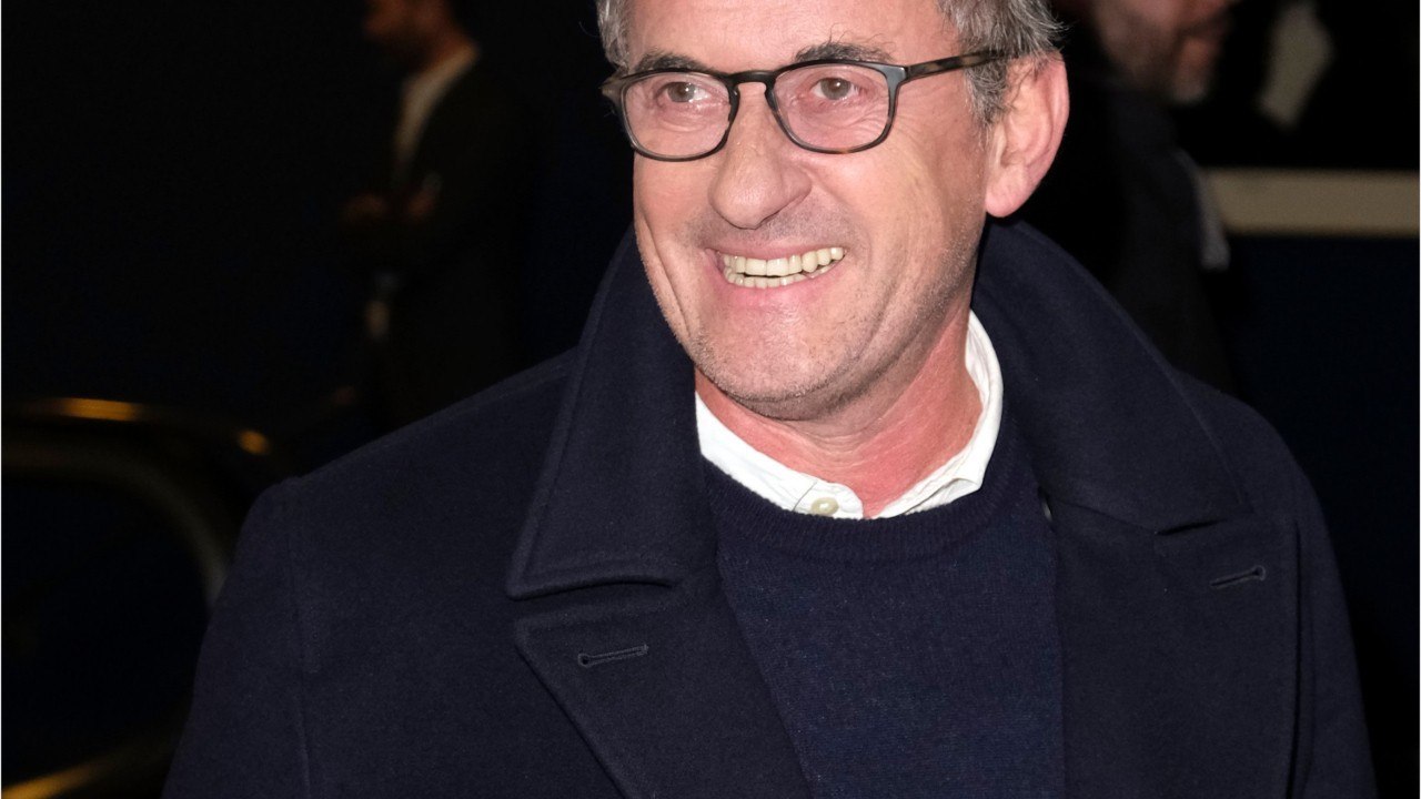 FEMME ACTUELLE - "Je mourrai avec elle" : la belle déclaration d'amour de Christophe Dechavanne à sa compagne Elena