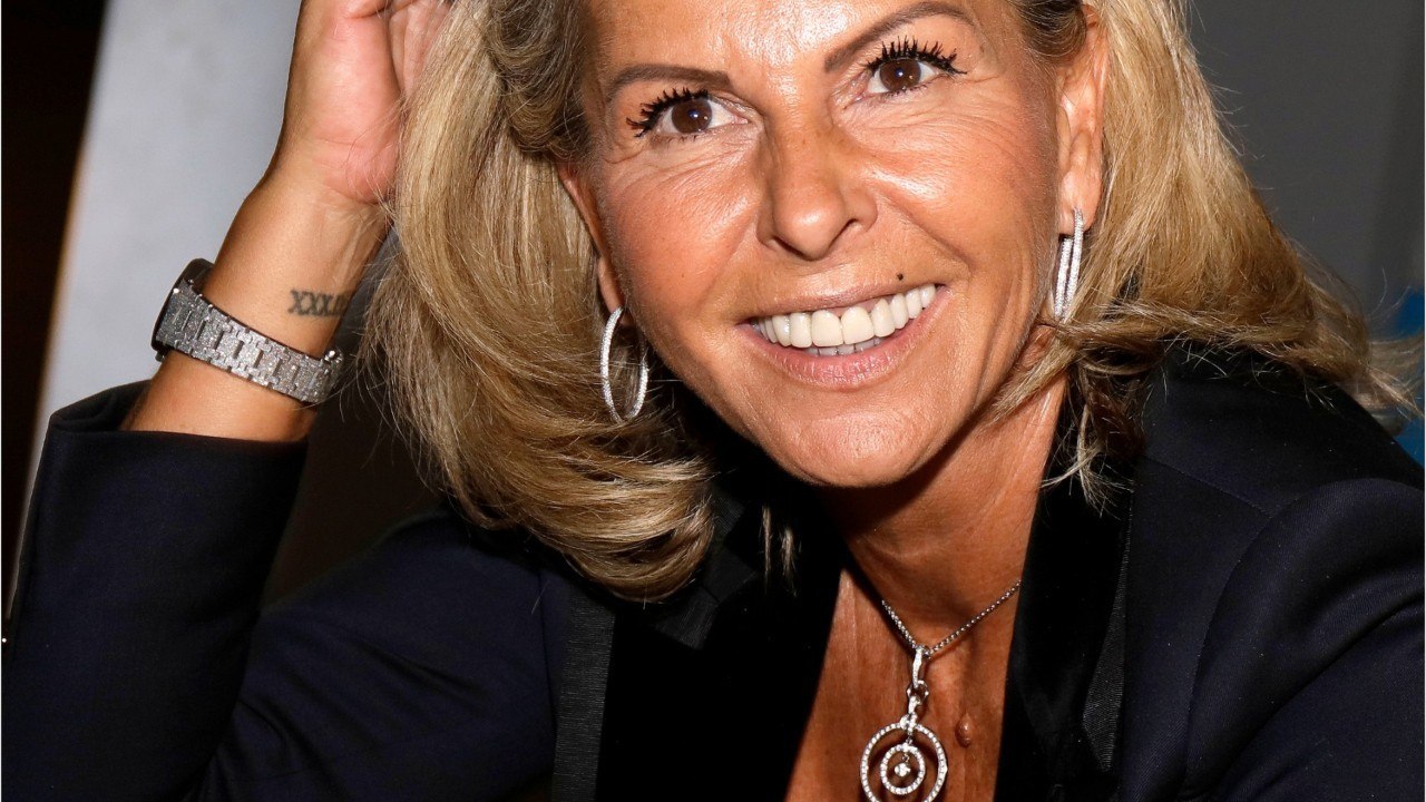 FEMME ACTUELLE - Caroline Margeridon élevée "dans le luxe" : tous les détails de sa jeunesse dorée