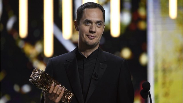 FEMME ACTUELLE - Grand Corps Malade pas essentiel ? Il raconte la genèse de sa chanson sur le confinement