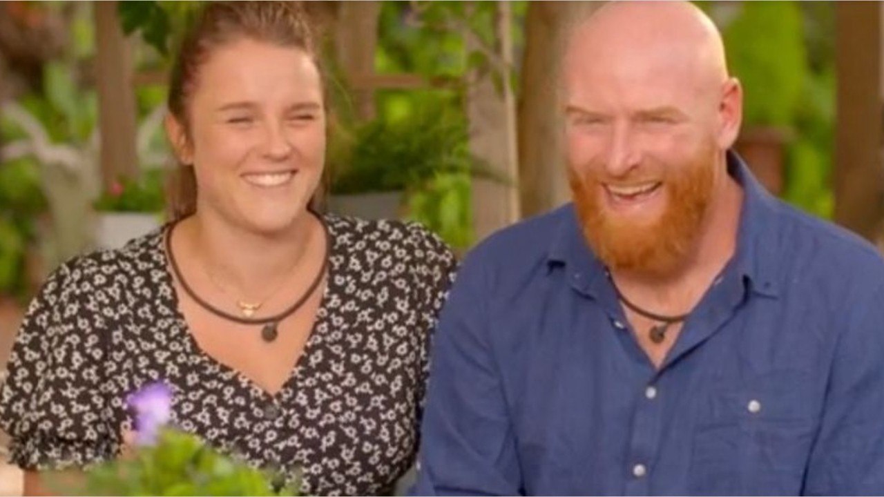 FEMME ACTUELLE - "L'amour est dans le pré" : Jérôme choque ses fans avec des cheveux blond platine