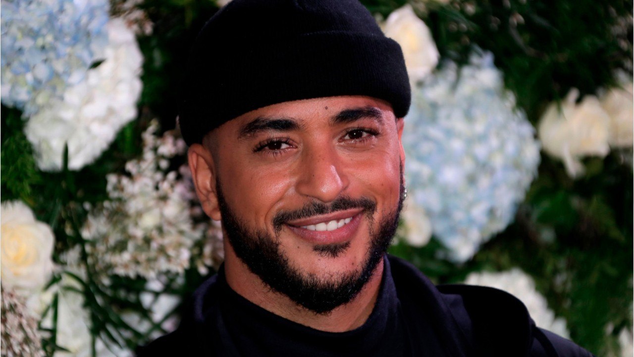 FEMME ACTUELLE - Slimane : le chanteur désigné pour écrire l’hymne des Restos du cœur 2021