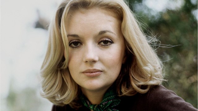 FEMME ACTUELLE - Mort de Caroline Cellier : son amour magnifique pour Jean Poiret