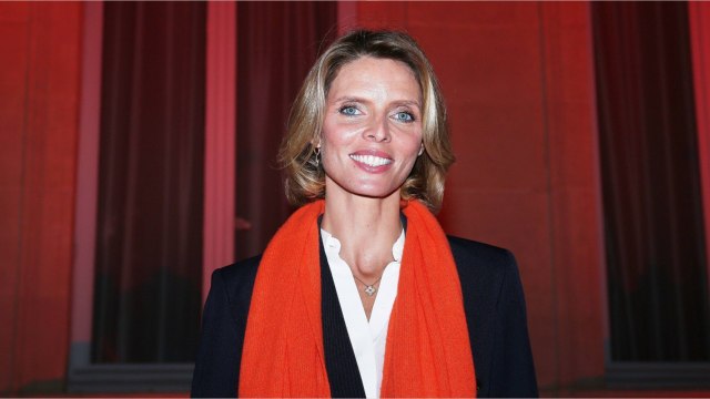 FEMME ACTUELLE - Miss France 2021 : Lou-Anne Lorphelin, favorite du concours ? Sylvie Tellier répond sans filtre